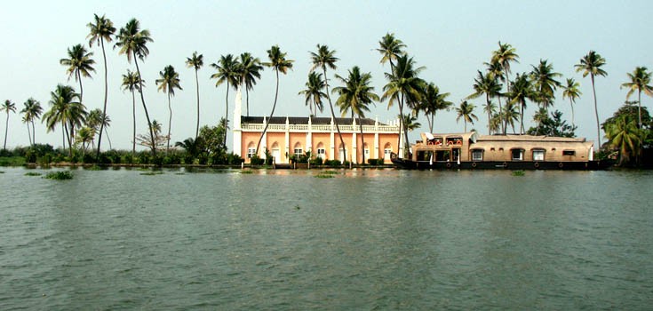 tourist places near cherthala