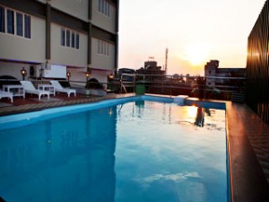 Paramount Tower Calicut-Swimming Pool