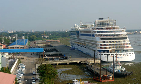 cruise ship from kerala